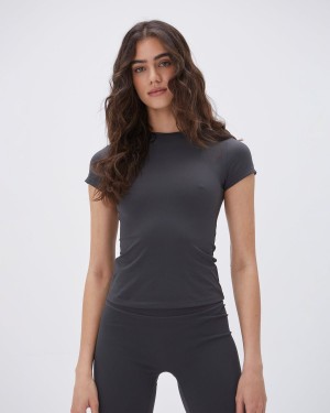 Adanola Ultimate Short Sleeve Top Mörkgrå | 03162-EMUC